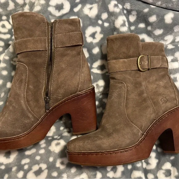Born Hailey Platform Ankle Boots Like New - Picture 3 of 11